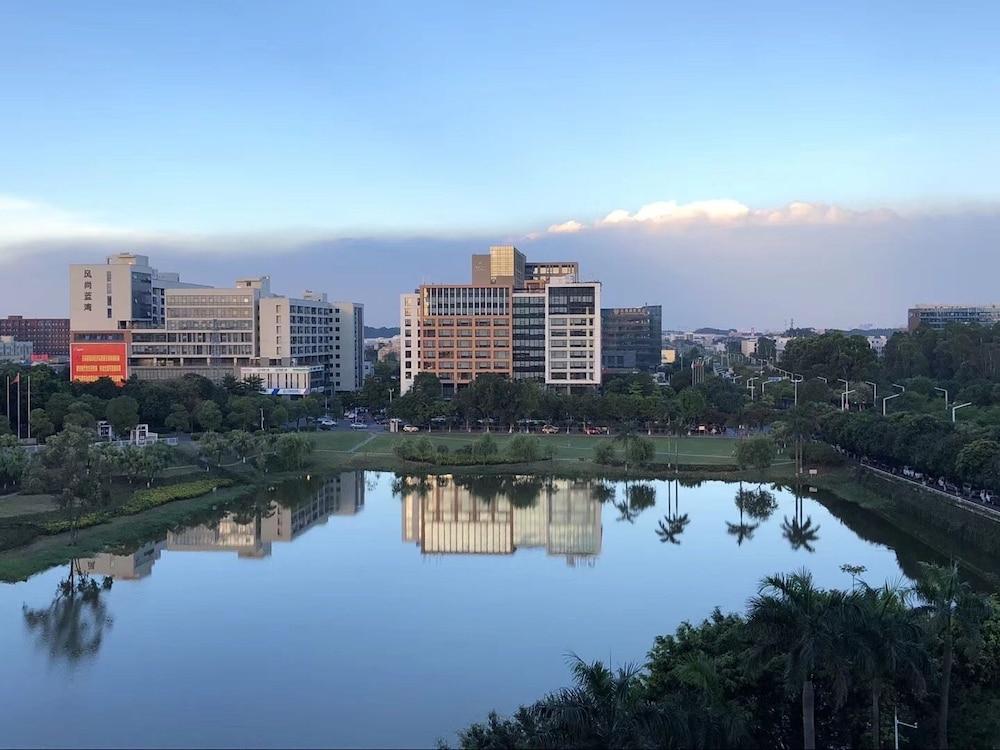 Ramada Foshan Nanhai Экстерьер фото